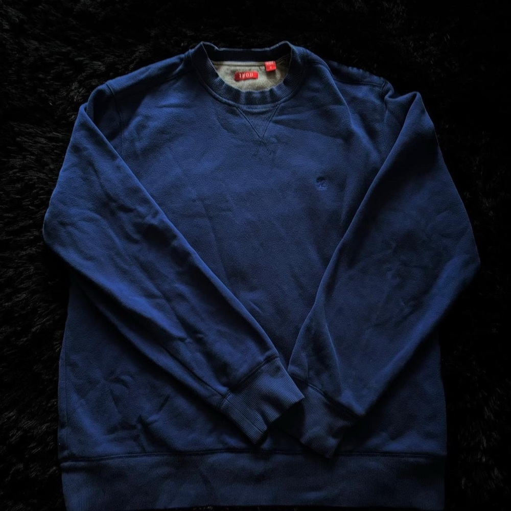 Men's Blue Sweater